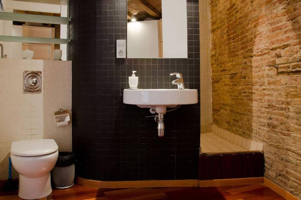 Ripoll Apartments Barcelona Luaran gambar