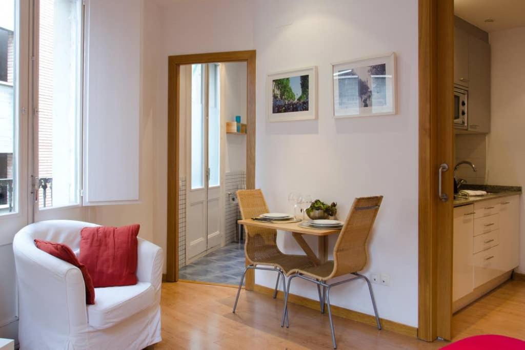 Ripoll Apartments Barcelona Luaran gambar